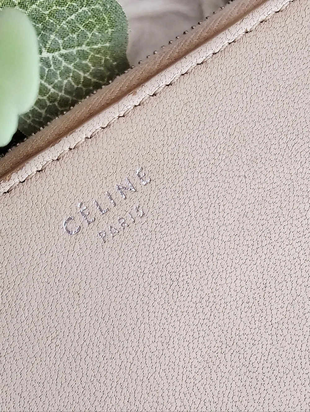 Celine Long  Leather Zip Around Wallet Color-block Beige and Black - Preloved - Picture 2 of 13